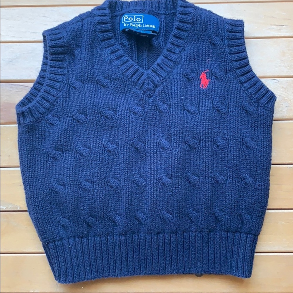Sweater vest